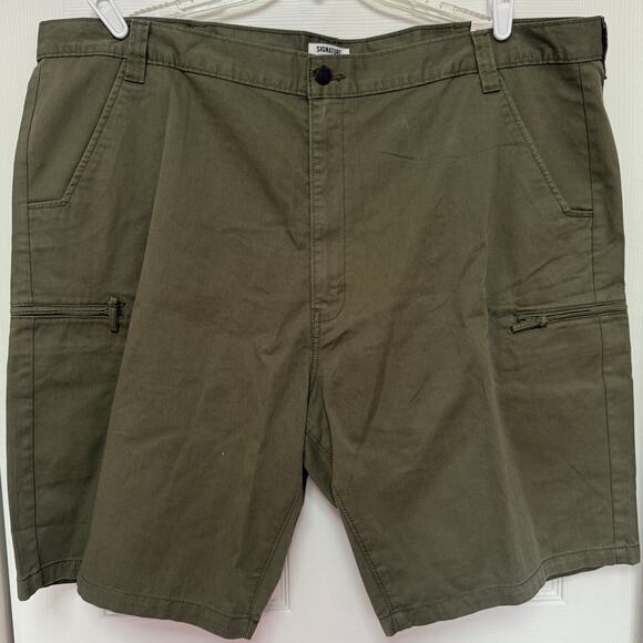 Levi’s Signature Gold Utility 10.5” Shorts Olive Cotton – W46 - Picture 1 of 4